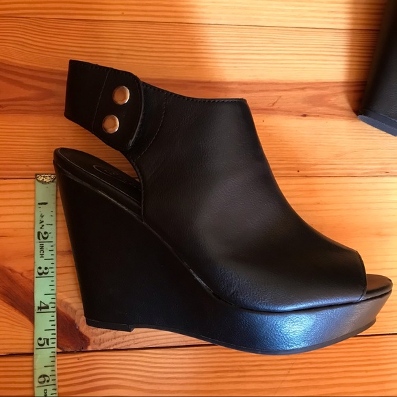 Candie’s Black Chunky Wedge Heel, EUC, 9 - Picture 3 of 9